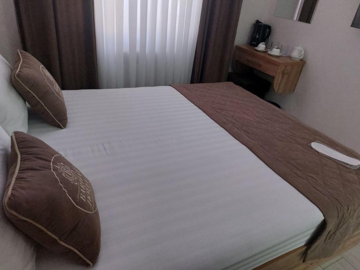 Barhat Hotel ทาชเคนต์ ภายนอก รูปภาพ